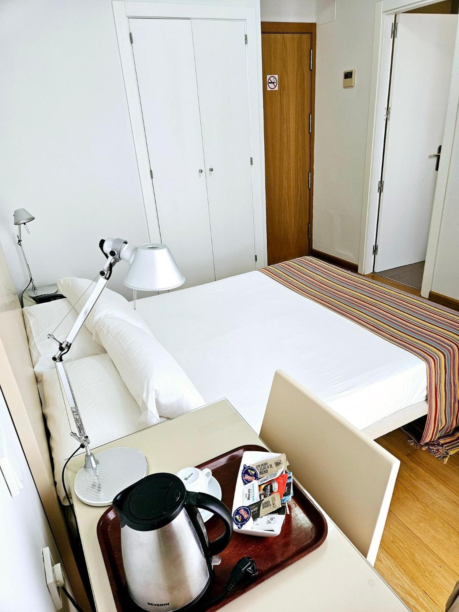 Hotel Patagonia Sur Cadiz Exterior photo